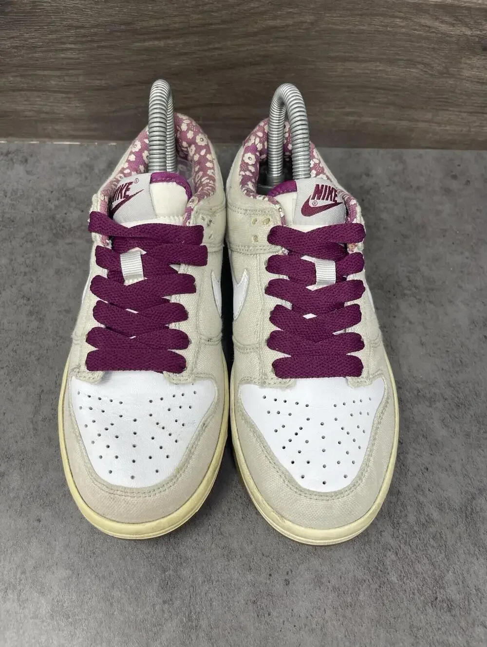 Nike Dunk Low Sneakers Womens Size 5 Cherry Beige Canvas Vintage 371815-011
